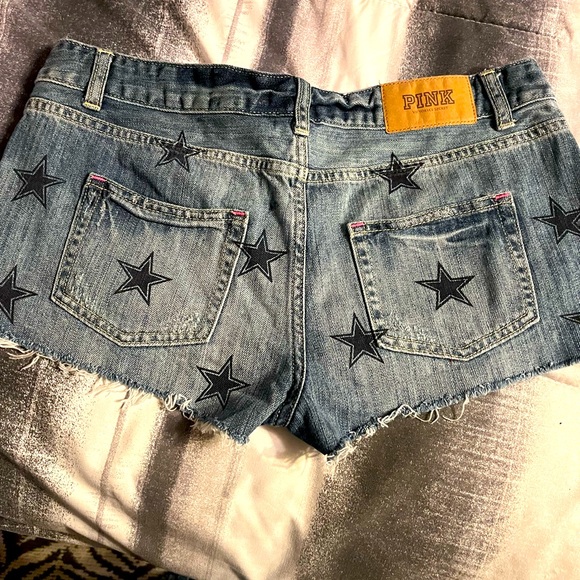 Ladies size 8 shortie shorts by Pink! - Picture 2 of 2
